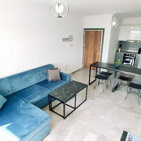 Holiday Apartments At Grand Sapphire Residence