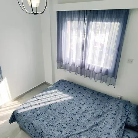 Appartement Holiday Apartments At Grand Sapphire Residence Agios Georgios (Famagusta)