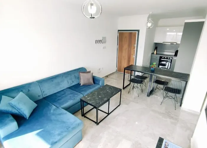 Holiday Apartments At Grand Sapphire Residence