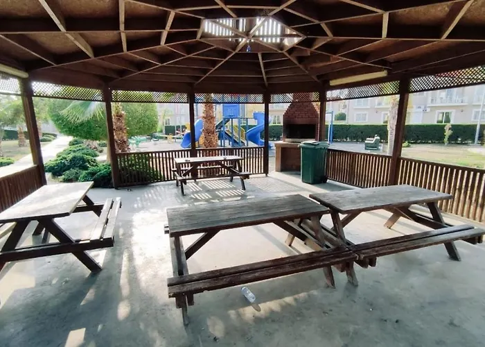 Holiday Apartments At Grand Sapphire Residence Agios Georgios (Famagusta)