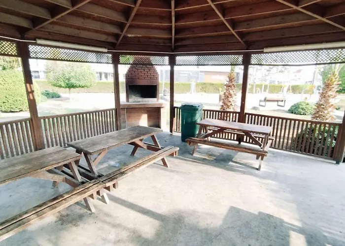 Apartmán Holiday Apartments At Grand Sapphire Residence *